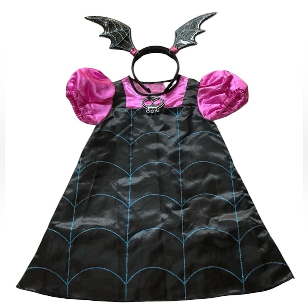 Disney Vanpirina Pink and Black with Bat Wings Sz 2